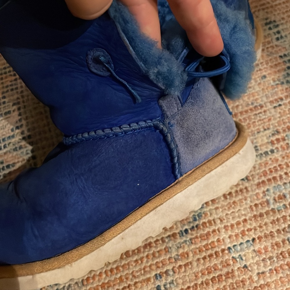 UGGS kids size 13 - BLUe - Picture 5 of 7